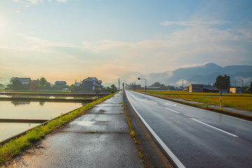 Fototapeta premium 福井県 早朝・永平寺町の風景 