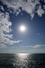 Sonnenstern an der See, Meer