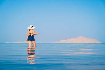 girl on holiday in the beach  