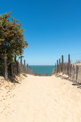 Ile d’Oléron (Charente-Maritime, France), chemin d’accès à la plage