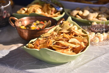 french fries in her big on the table, fries, potato chips