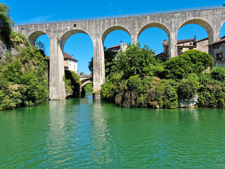 Fototapeta na wymiar Aqueduct in Saint Nazaire en Royans, France