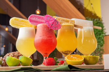 suco de frutas com picolé
