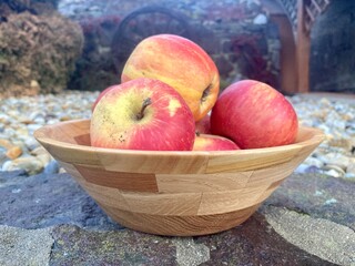 apples in a basket - 508674421