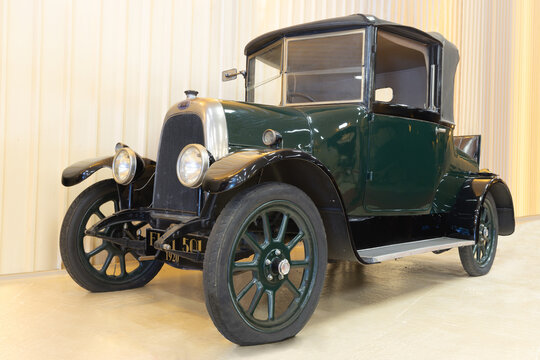 GALDAMES, SPAIN-AUGUST 8, 2021: 1920 Fiat 501 Sport Coupe in Torre Loizaga (Miguel de la Via) Car Museum