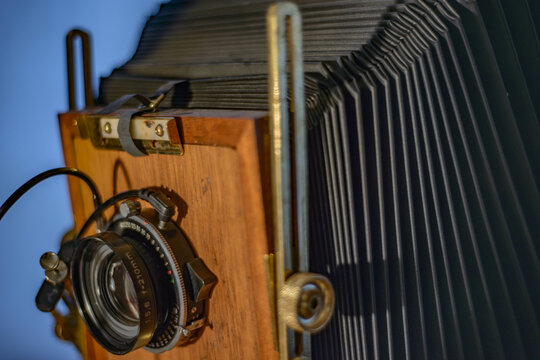 Vintage Wooden Camera Wet Plate Collodion Photograghy