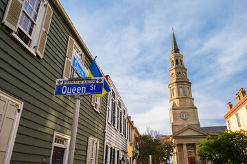 Fototapeta na wymiar Historic architecture of the French Quarter district in Charleston, South Carolina