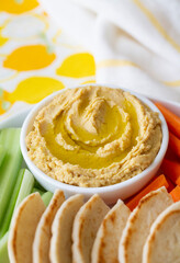 Plain Hummus and Veggie Tray with Pita