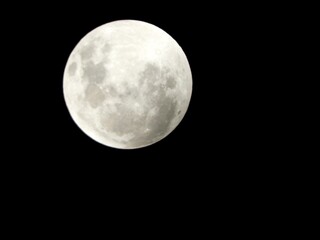 Obraz premium Luna antes del eclipse