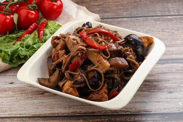Udon soba with pork and vegetables
