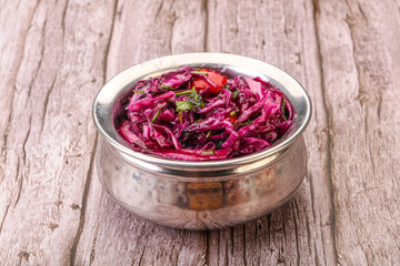 Pickled red cabbage with herbs