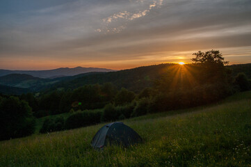 Zachód słońca ,Beskid Sądecki. © Adam Olszowski