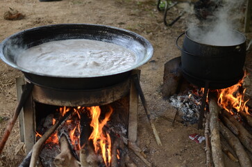 Outdoor rice cooking