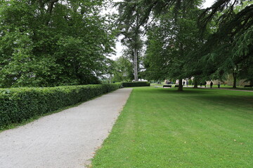 Fototapeta premium Les jardins du château de Bazoches, ville de Bazoches, département de la Nièvre, France