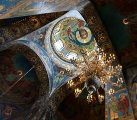 Fototapeta na wymiar Interior of an orthodox cathedral