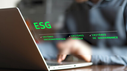 ESG les critères environnementaux, impact de l’activité de l’entreprise sur l’environnement, CO2, consommation, les critères sociaux, sociétaux, critères de gouvernance, égalité. Texte en français