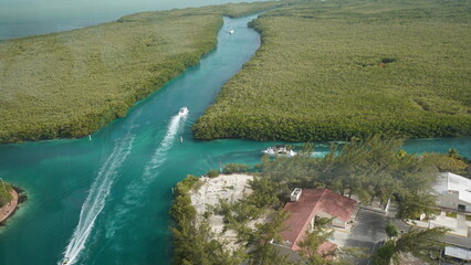 Laguna de Nichupté en cancun, méxico