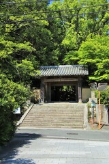 Obraz premium 下関市長府の功山寺総門