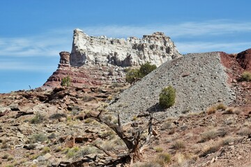 Canyon formation in the desert