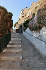 Sant'Angelo d'Ischia - Rampe che salgono verso via Quadro