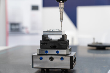 Infrared sensor for measuring parts. Quality evaluation on a modern factory