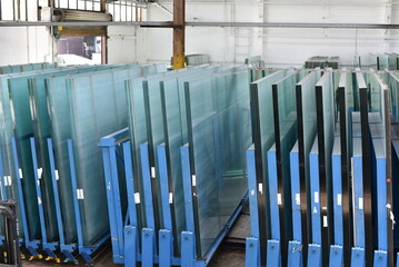 Glass pane, glass production