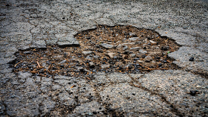 Schlagloch Straßenschaden