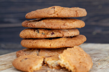round wheat flour cookies with dried cranberries
