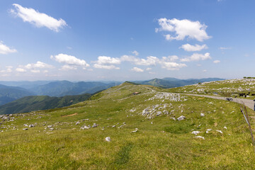 Fototapeta premium 四国カルスト（愛媛県久万高原町／高知県檮原町）