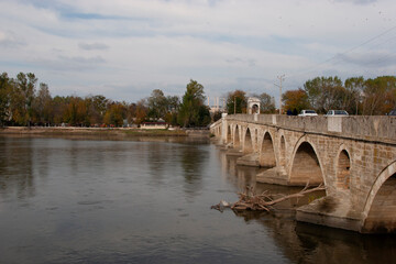 Fototapeta premium Meric River and the bridge in Edirne, Turkey
