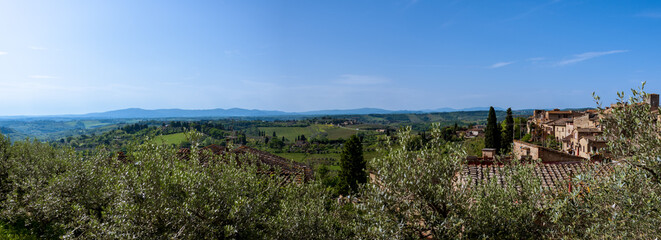 Fototapeta na wymiar Great Panorama Of San Gimignano Countryside