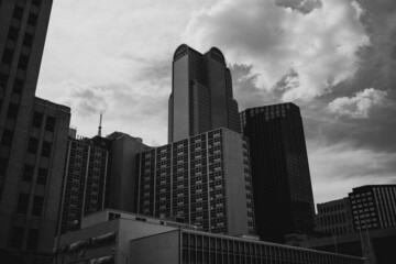 Obraz premium black and white skyscrapers