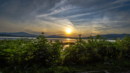 Słońce na jeziorem Żywieckim- The sun on the Żywieckie lake