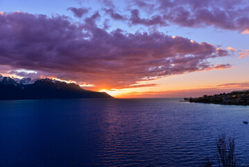 Fototapeta premium Sonnenuntergang über dem Genfersee, Schweiz