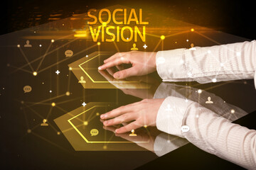 Navigating social networking with social icons