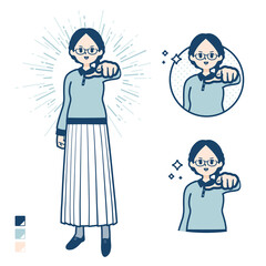 眼鏡をかけた女性が正面を指差しているイラスト