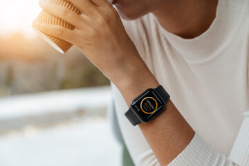 smartwatch showing calorie alert app on woman hand - 509059489