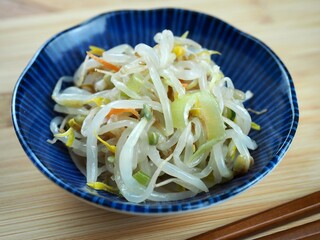 아시아 음식 숙주나물 채소볶음