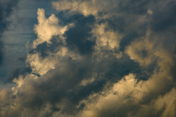 Naklejka na ściany i meble the sky is full of dense clouds