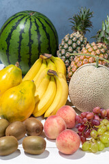 夏が旬の果物の集合