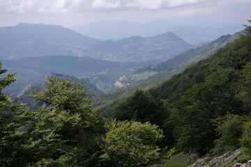 Obraz premium paisaje de los montes Vascos