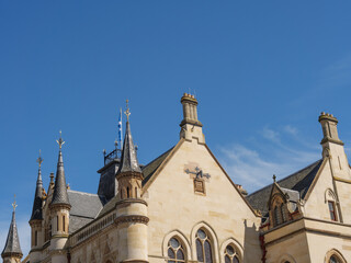 Die schottischen Highlands und die Stadt Inverness