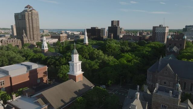 low flying clockwise around New Haven Green