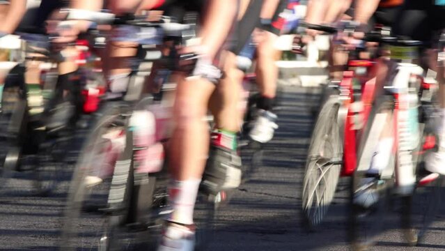 cycle race around the peninsula