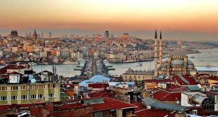 Fototapeta na wymiar Aerial View of Istanbul in the Summer - Istanbul, Turkey