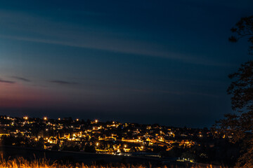Stadt bei Sonnenuntergang in Deutschland