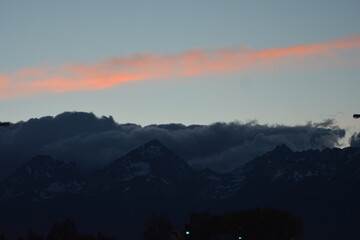 Obraz premium sunset in the mountains