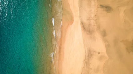 Crédence de cuisine en verre imprimé Plage de Sotavento, Fuerteventura, Îles Canaries Superbe prise de vue aérienne par drone de la plage ensoleillée de Sotavento de Jandía, Fuerteventura, plage, espagne