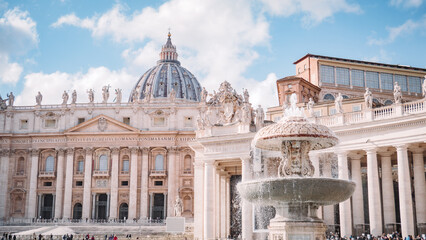 Vatican City, Rome, Saint Peter's Basilica in St. Peter's Square - obrazy, fototapety, plakaty