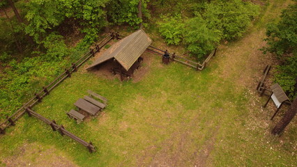Parking leśny z lotu ptaka © Dariusz